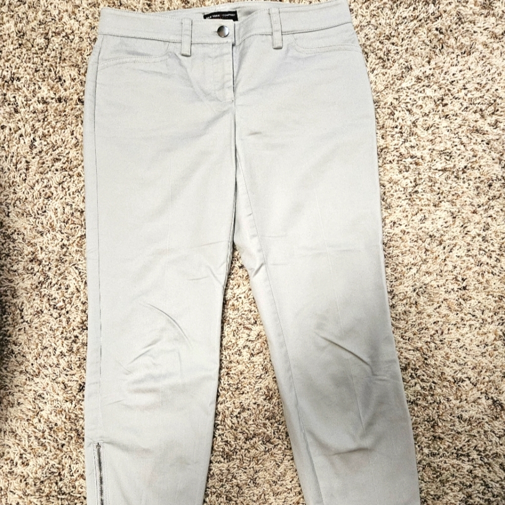 New York & Company Light GrayCropped Pants